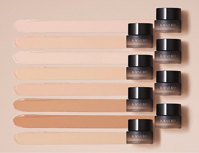 KANEBO LIVELY SKIN WEAR OCHRE D
